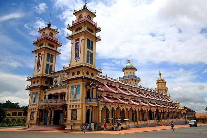 Private Tour: Cu Chi Tunnels and Cao Dai Temple - Cao Dai Temple Visit