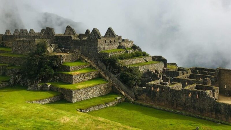 Private Tour Cusco in 4 Days +Humantay Lake + Machu Picchu - Arrival and City Tour
