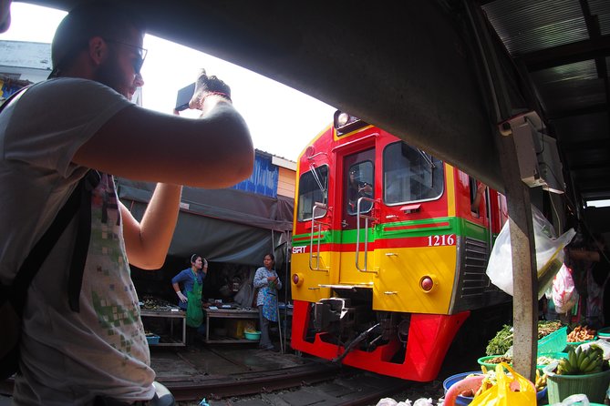 Private Tour : Damnoen Saduak Floating Market, Train Market ,Temple in a Tree! - Booking Information