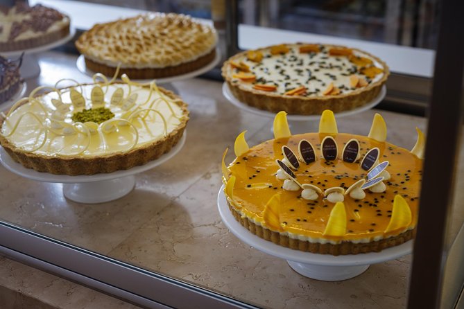 Private Tour: Daytime Food Tour Trends & Classics - Classic Treats and Street Food