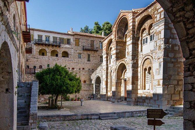Private Tour Delphi, Village of Arachova, Osios Loukas Monastery - Accessible and Private Tour Experience
