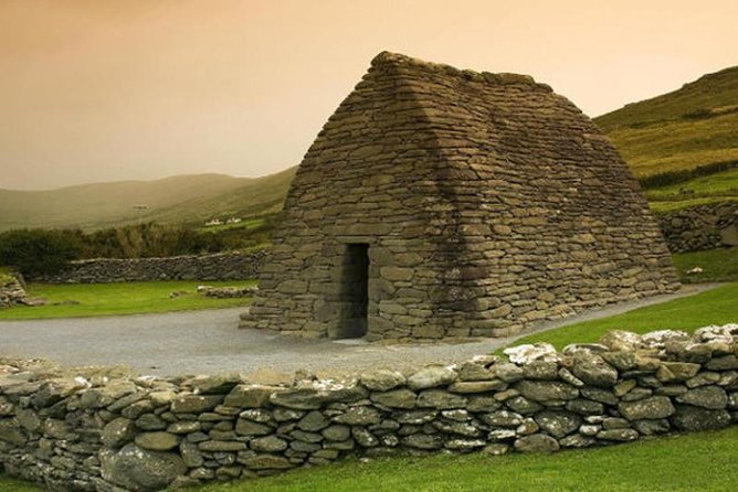 Private Tour: Dingle Peninsula From Kerry. Waterville, Tralee Etc - Booking and Cancellation Policy