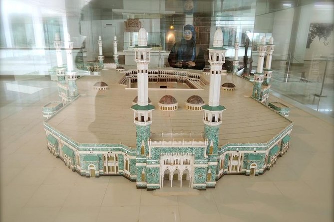 Private Tour : Discover the History, Heritage & Culture of Malaysia - Unveiling the National Textile Museum