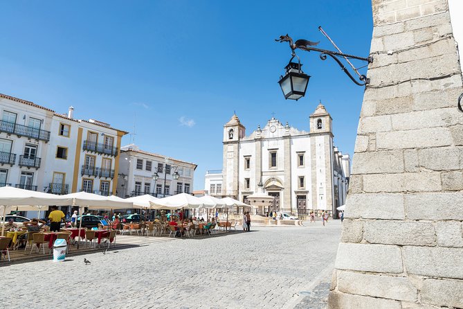 Private Tour Évora and Monsaraz - Explore UNESCO World Heritage Site