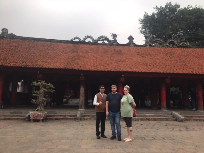 Private Tour: Explore Hanoi City Tour Haft Day - Discovering Hoan Kiem Lake