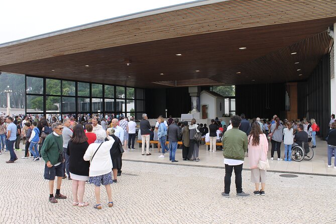Private Tour Fátima, Batalha, Nazaré, and Óbidos - Guest Reviews and Ratings