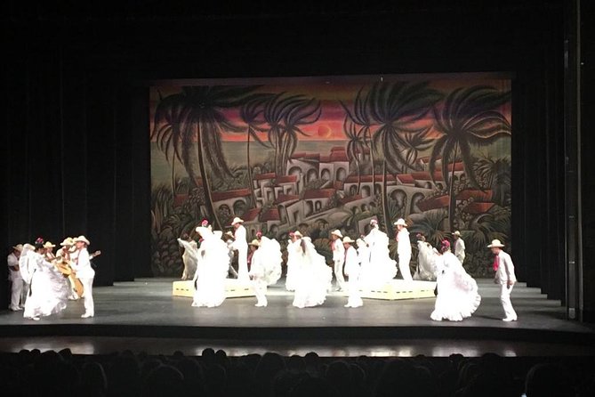 Private Tour: Folkloric Ballet in Mexico City - Transportation and Logistics