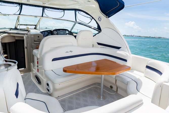 Private Tour for 12 People on a 40 Ft Yacht, Ft Lauderdale Bay - Yacht Charter Details