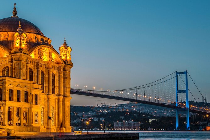 Private Tour for Dolmabahce Palace & Asian Side & Food Markets - Exploring Dolmabahce Palace