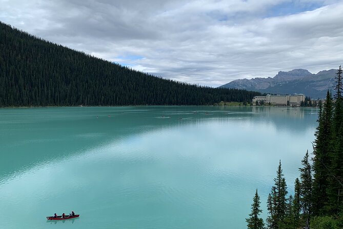 Private Tour for up to 24 Guests of Lake Louise and the Icefield Parkway - Customizable Experience