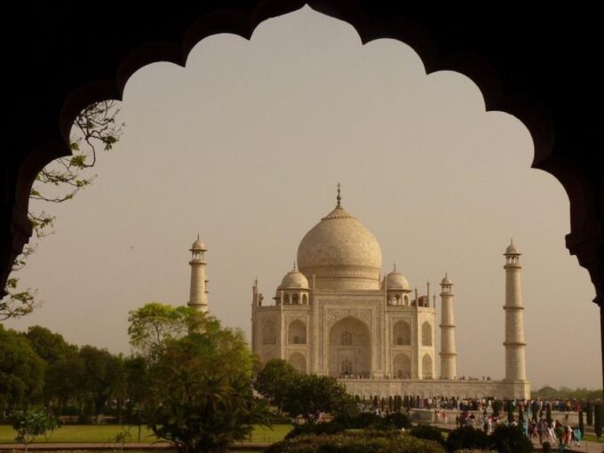 Private Tour From Agra (Agra and Fatehpur Seekri Tour ) - Explore the Taj Mahal