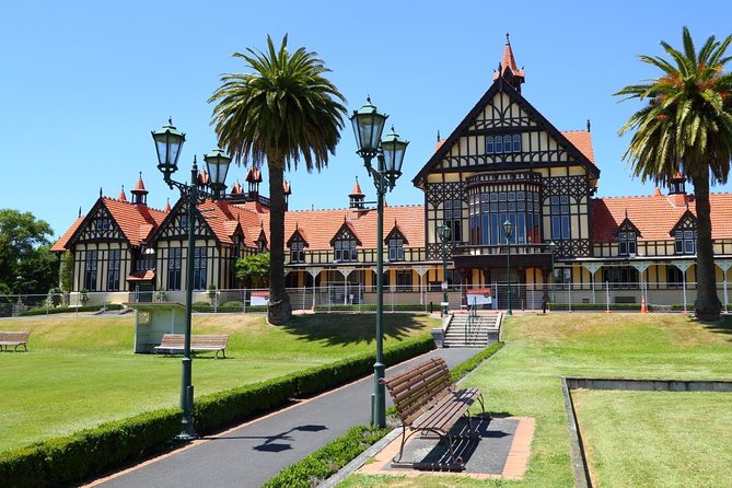Private Tour From Auckland to Rotorua & Waitomo Glowworm Caves, Small Group - Tour Details