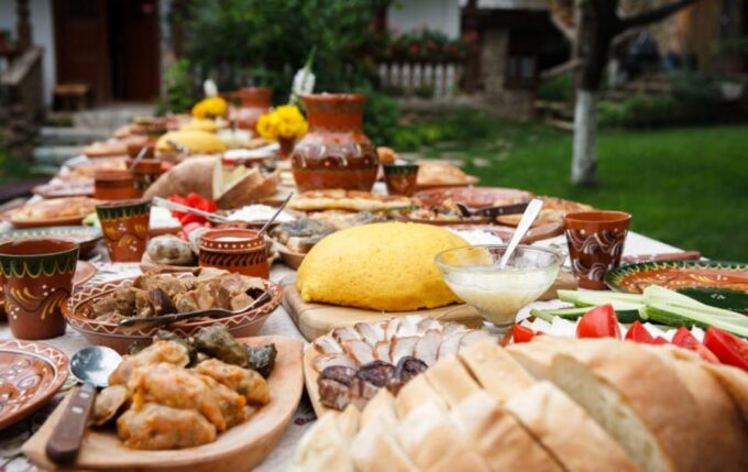 Private Tour From Bucharest to UNESCO Monasteries, Moldavia - Tour Highlights