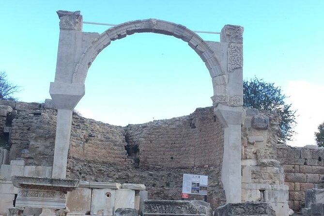 Private Tour From Izmir to Ephesus, Artemission, Virgin Mary House Incl. Lunch - Ephesus Exploration