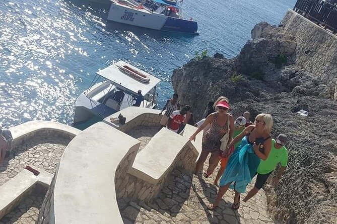 Private Tour From Ocho Rios or Runaway Bay To Negril 7 Miles Beach & Ricks Cafe - Positive Customer Experiences