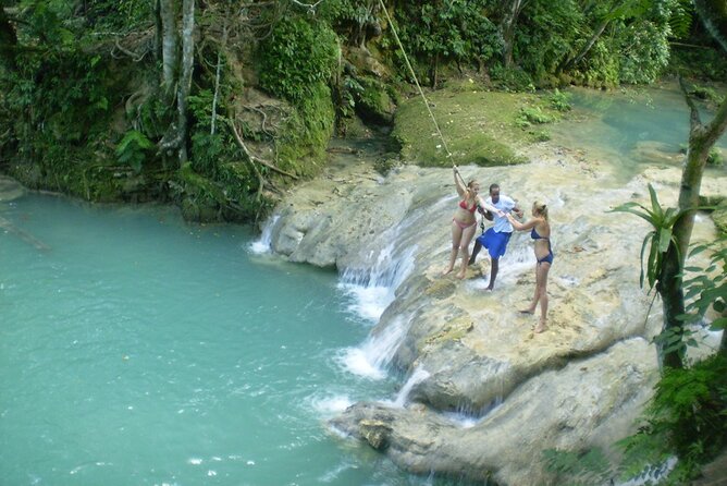 Private Tour From Ocho Rios to Blue Hole and Dunns River - Pickup Details