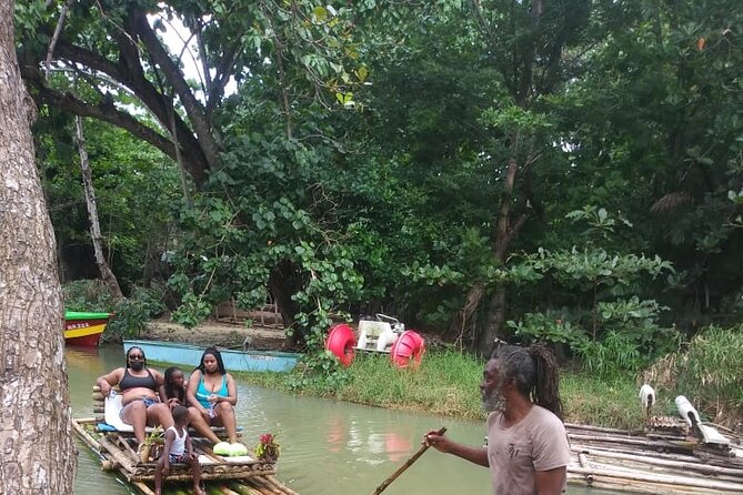 Private Tour From Ocho Rios to Rafting and Tubing - Included Amenities