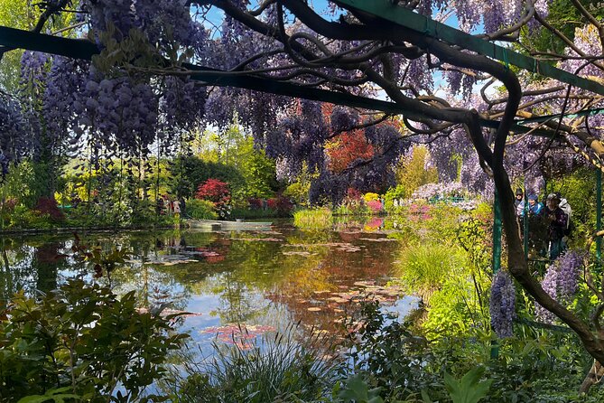 Private Tour From Paris to Giverny Claude Monets Gardens - Transportation and Logistics