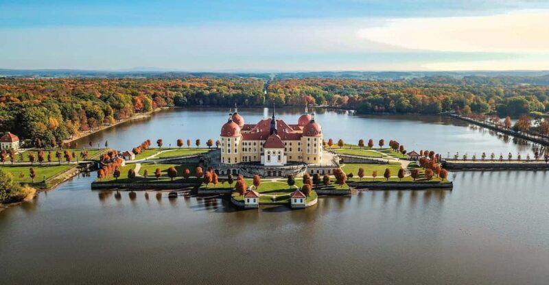 Private Tour From Prague to Dresden, Moritzburg & Meissen - Driver and Vehicle Information