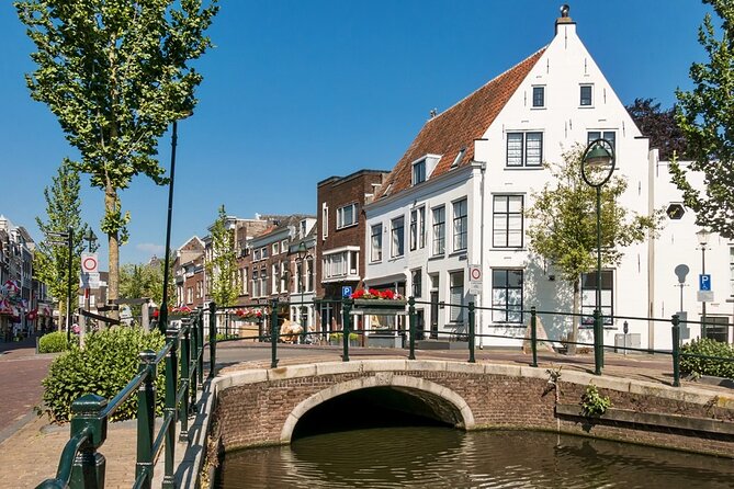 Private Tour From Rotterdam to Windmills of Kinderdijk & Gouda Cheese Experience - Boat Ride Experience