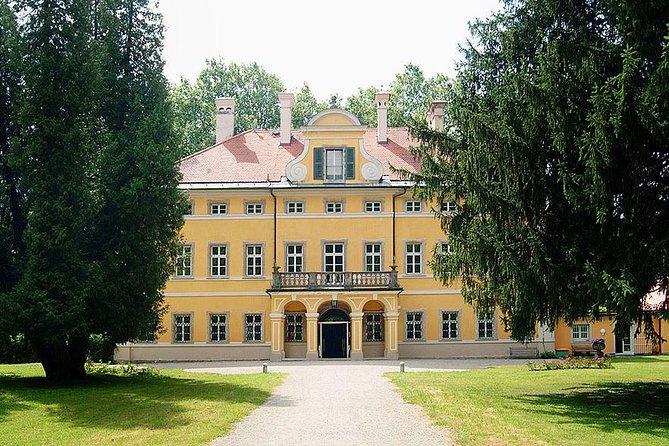 Private Tour From Salzburg: Von Trapp Family - Support and Resources