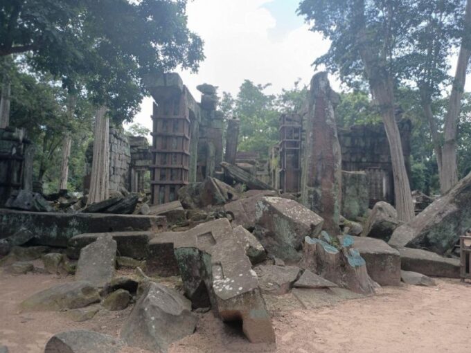 Private Tour From Siem Reap to Koh Ker, Beng Mealea Temple - Exploring Koh Ker Temple