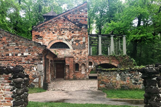 Private Tour From Warsaw: Łowicz Mazovian Countryside - Pickup and Transportation