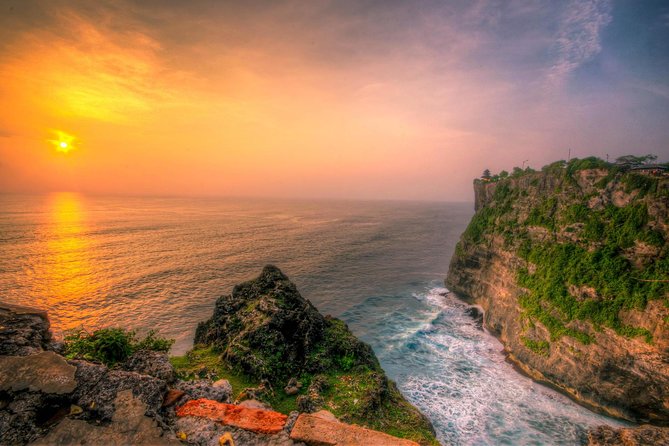 Private Tour: Full-Day Tanah Lot and Uluwatu Temples With Kecak Fire Dance Show - Tanah Lot Temple