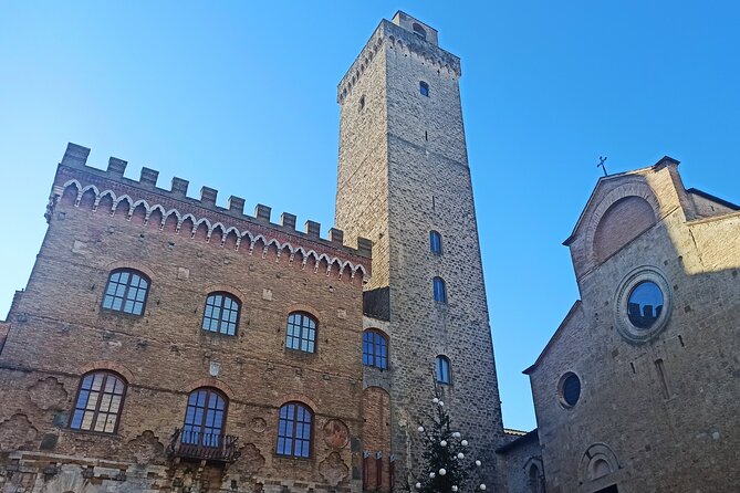 PRIVATE Tour: Full-Day Volterra & San Gimignano With Wine Tasting Experience - Exploring Volterra