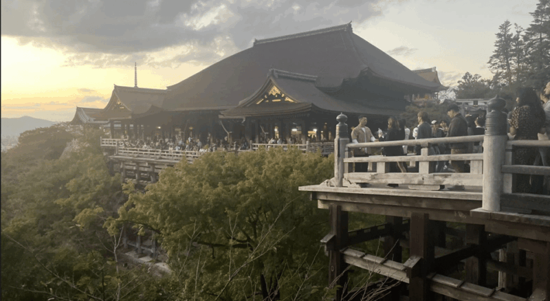 Private Tour Fushimi Inari and Kiyomizu-Dera With Spanish Guide - Frequently Asked Questions