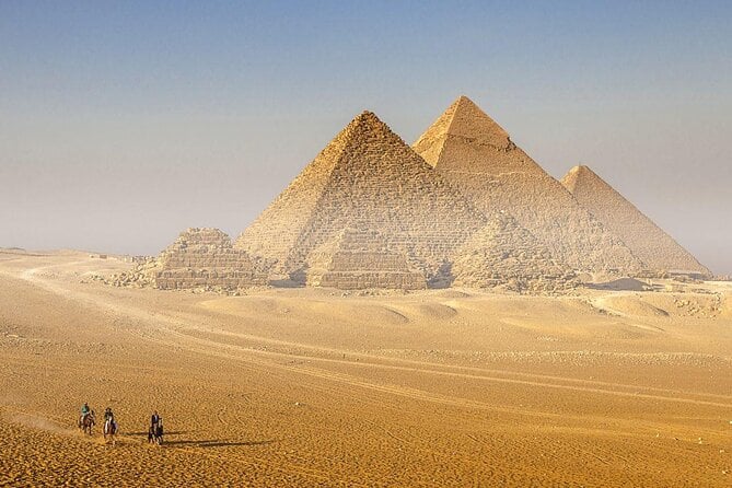 Private Tour: Giza Pyramids, Citadel, Old Cairo And Khan El-Khalili Bazaar - Participant Requirements