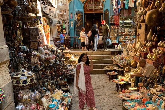 Private Tour Giza Pyramids Egyptian Museum Khan El Khalili Lunch - Itinerary Overview