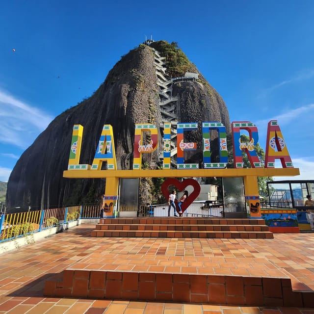 Private Tour: Guatape, Stone, El Peñol, and the Highlights - Key Points