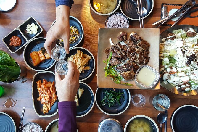 Private Tour Guide Service in Seoul, Korea - Professional and Knowledgeable Guides