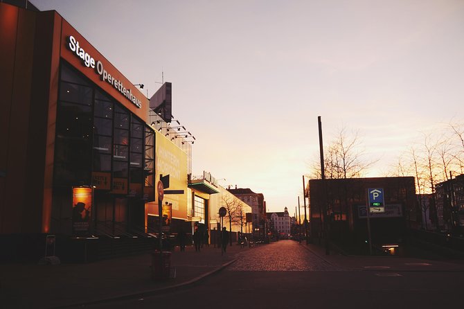 Private Tour: Hamburg St Pauli Nightlife District - Meeting and Pickup