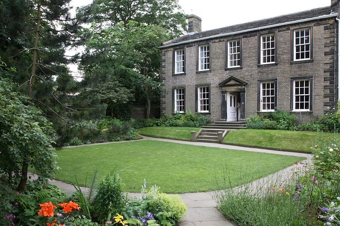 Private Tour - Haworth, Bolton Abbey and Yorkshire Dales Day Trip From Harrogate - Quick Points