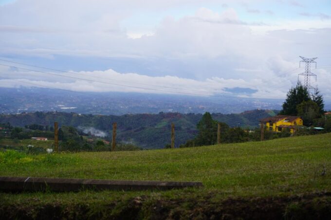 Private Tour Heart Flower Fair+Adventure Park+Silletas Farm - Drop-off Locations