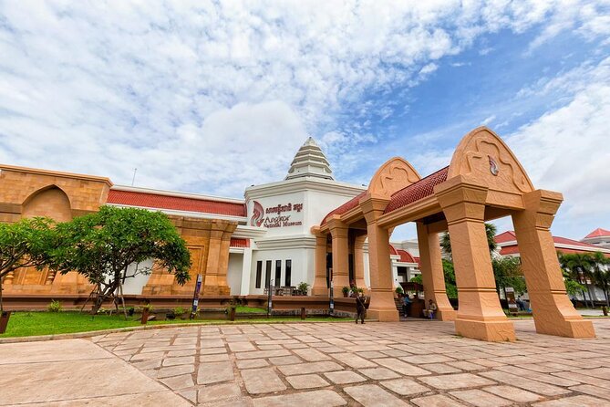 Private Tour: HERO Rats & Angkor National Museum - Tour Highlights