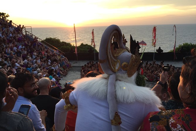 Private Tour: Highlights Uluwatu Temple & Southern Beaches Bali - Pickup and Logistics