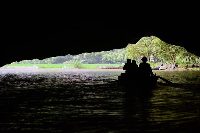 Private Tour: Hoa Lu and Tam Coc Boat and Bike Day Trip From Hanoi - Tam Coc Boat Ride
