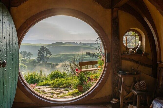 Private Tour: Hobbiton Movie Set, Rotorua Mud Pool & Treewalk - FAQ