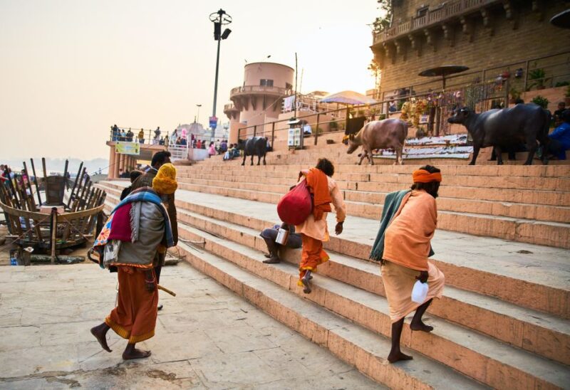 Private Tour :Holy Ganges River & Varanasi Guided Tour - Key Points