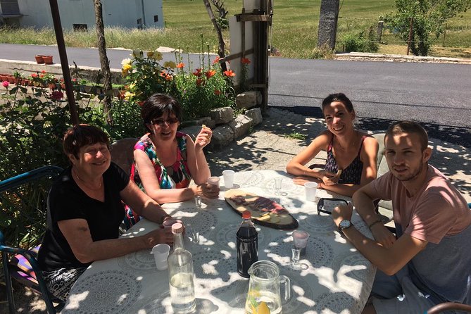 Private Tour: Homemade Food and Wine Tasting at My Family Home - Scenic Drive Along 25 Serpentine Road