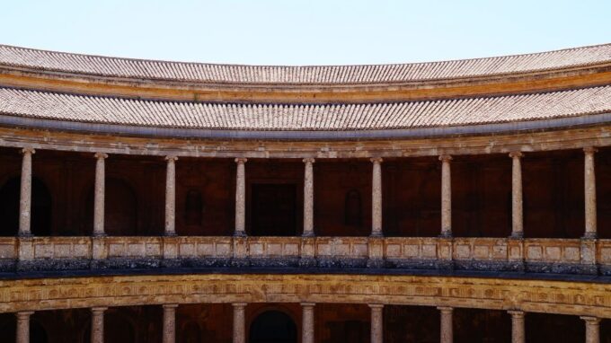 Private Tour in All Complete Complex of Alhambra With Ticket - History of the Alhambra