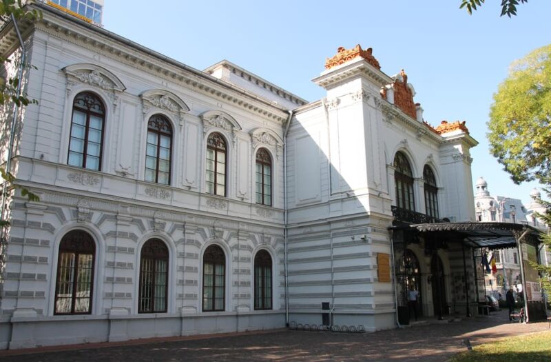 Private Tour in Bucharest - Inclusions and Exclusions