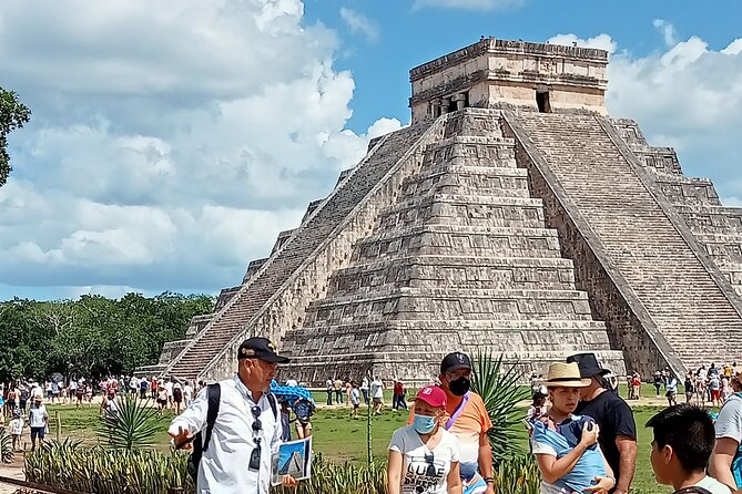 Private Tour in Chichen Itza Official History Guide - Meeting Points and Accessibility