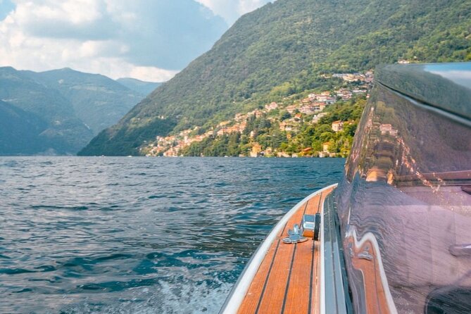 Private Tour in Classic Motorboat on Lake Como - Exploring Lake Como