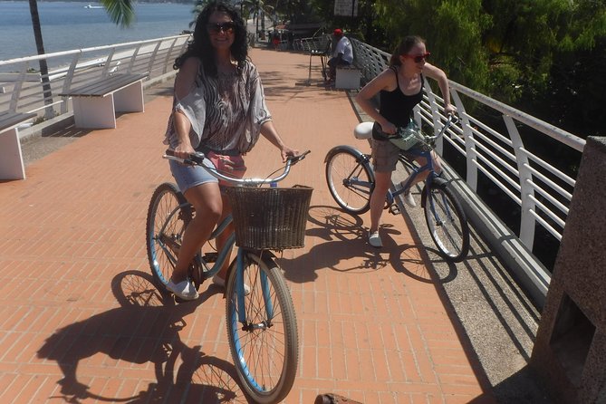 Private Tour in El Malecon Boardwalk Bike Ride - Customizable Tours