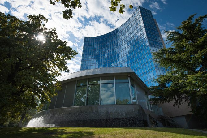 Private Tour in Geneva City - Explore Key Landmarks