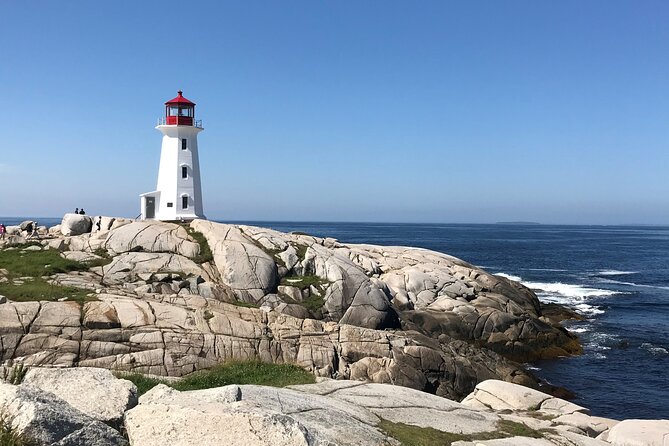 Private Tour in Halifax by a Luxury Vehicle With Informative Guide - Meeting and Pickup Options